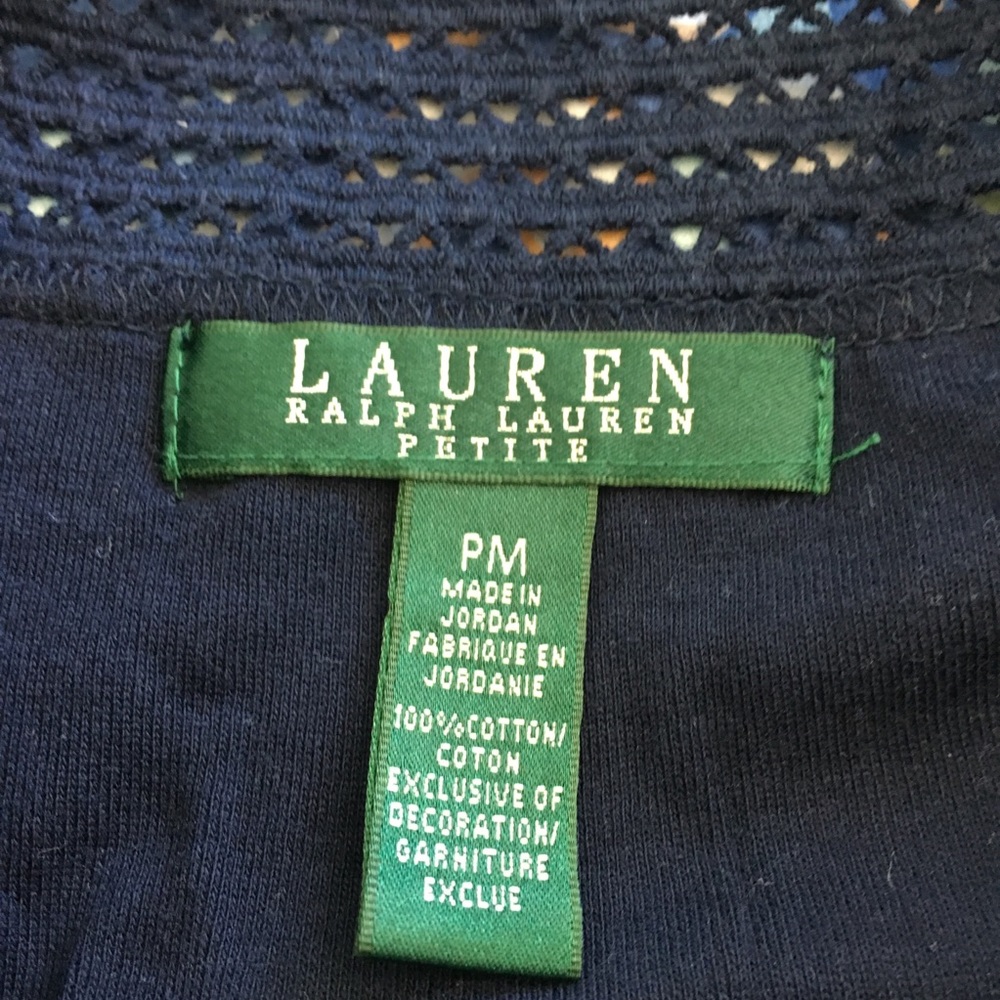 Beautiful preowned Ralph Lauren top - Picture 3 of 3